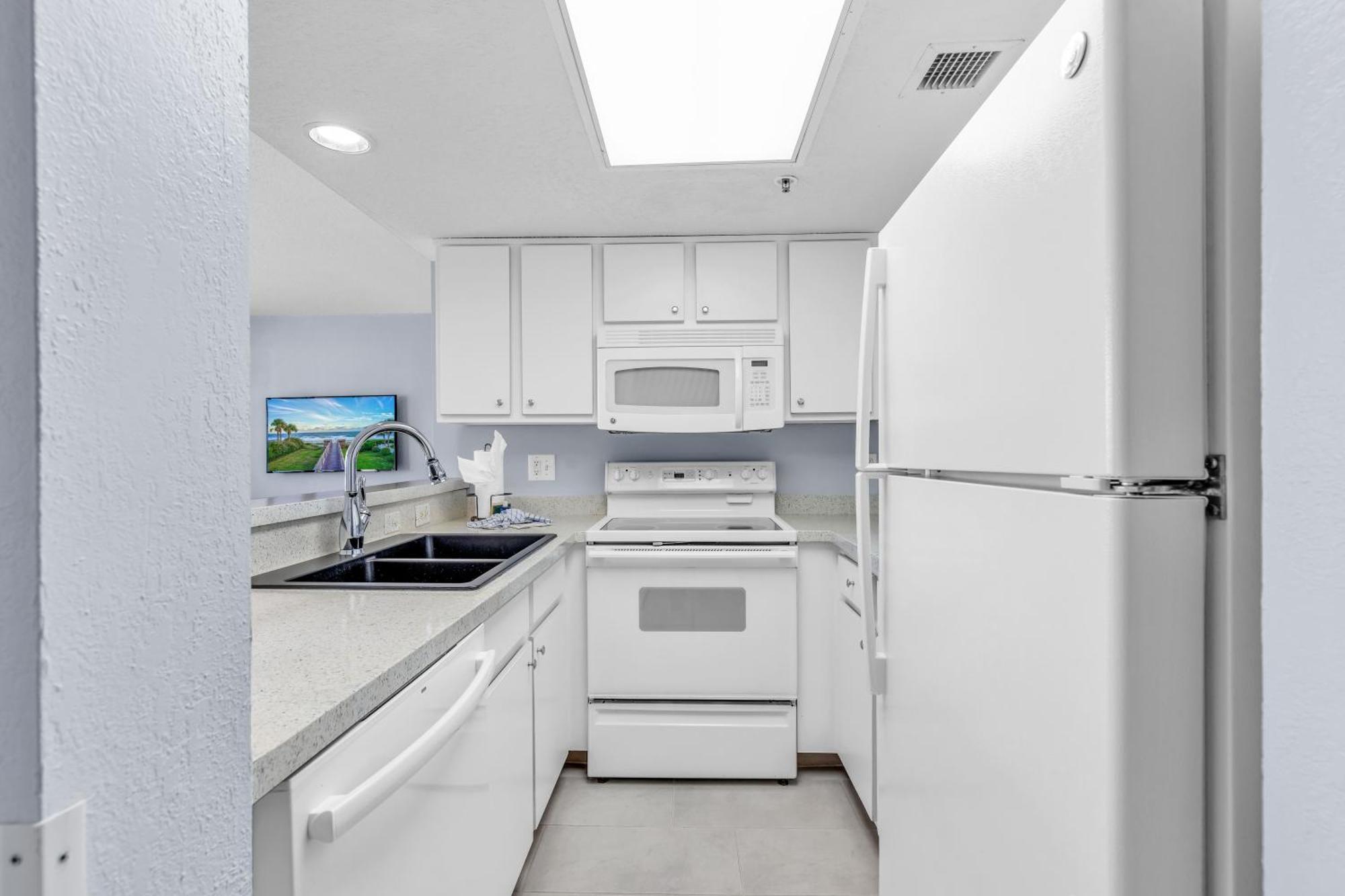Stunning Oceanfront Views W Pool - Atlantica Towers Condo マートルビーチ エクステリア 写真